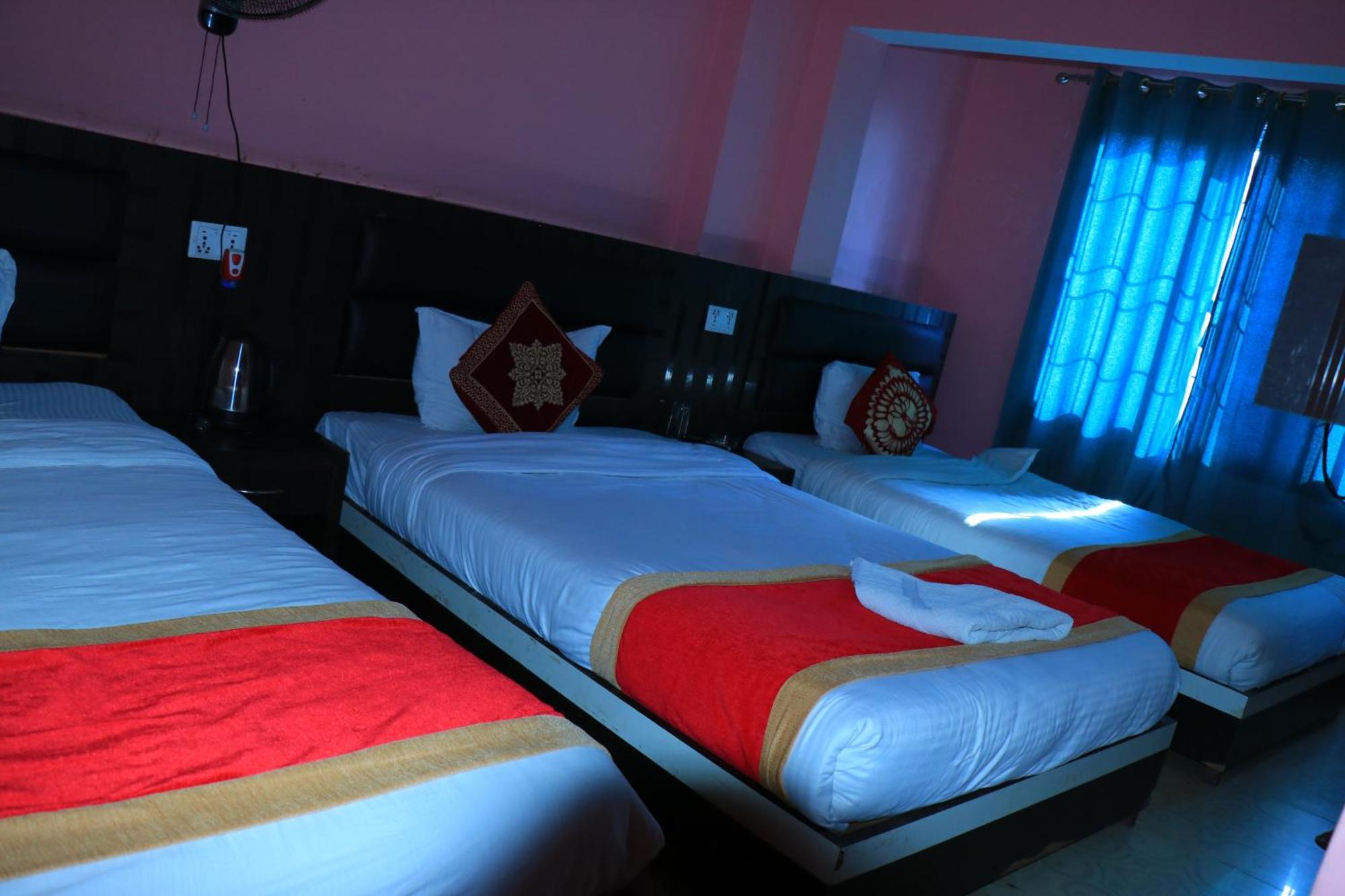 Hotel Megha Heritage Surkhet Kültér fotó